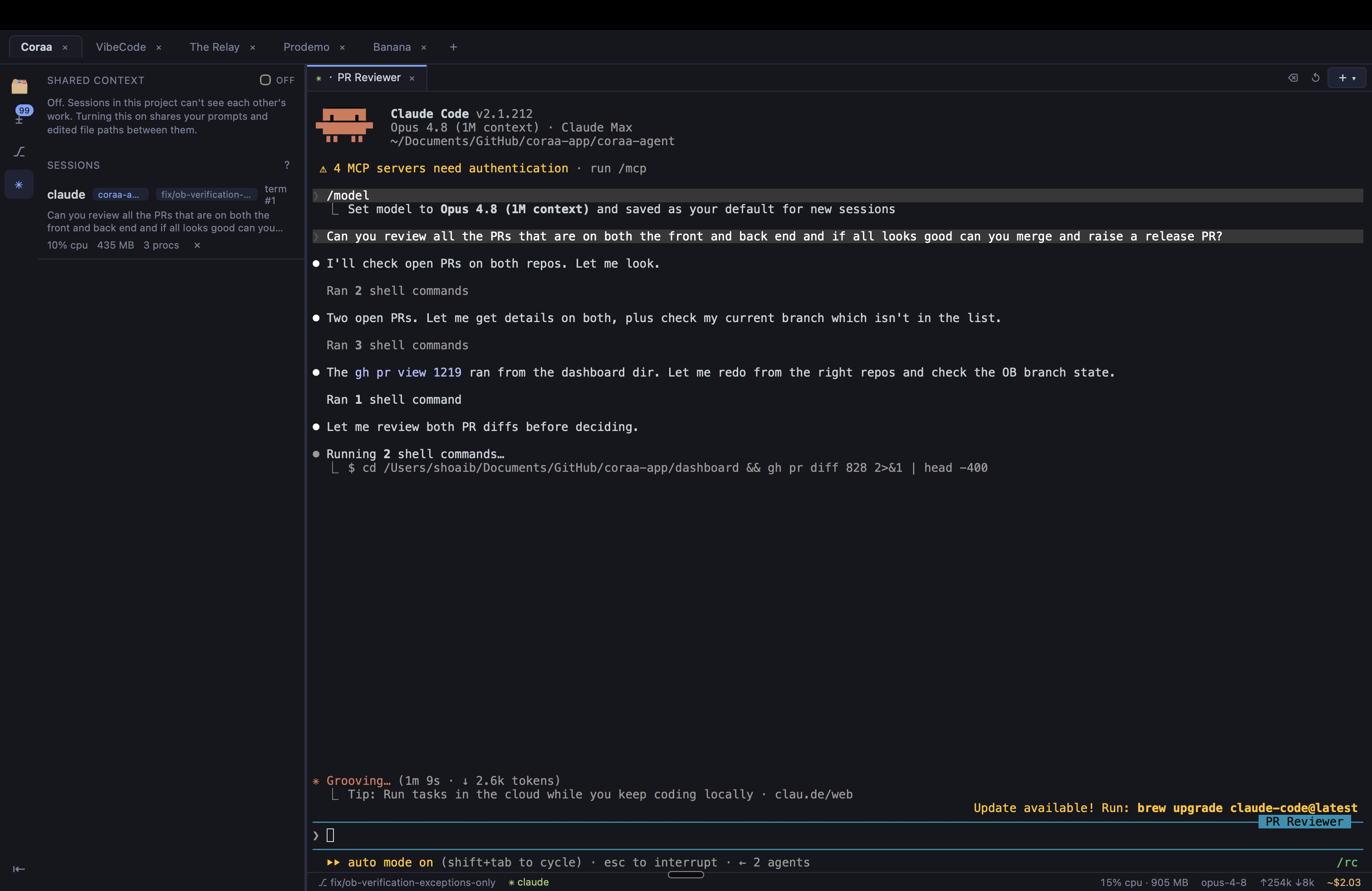 A renamed agent tab — PR Reviewer — with shared context controls in the sidebar
